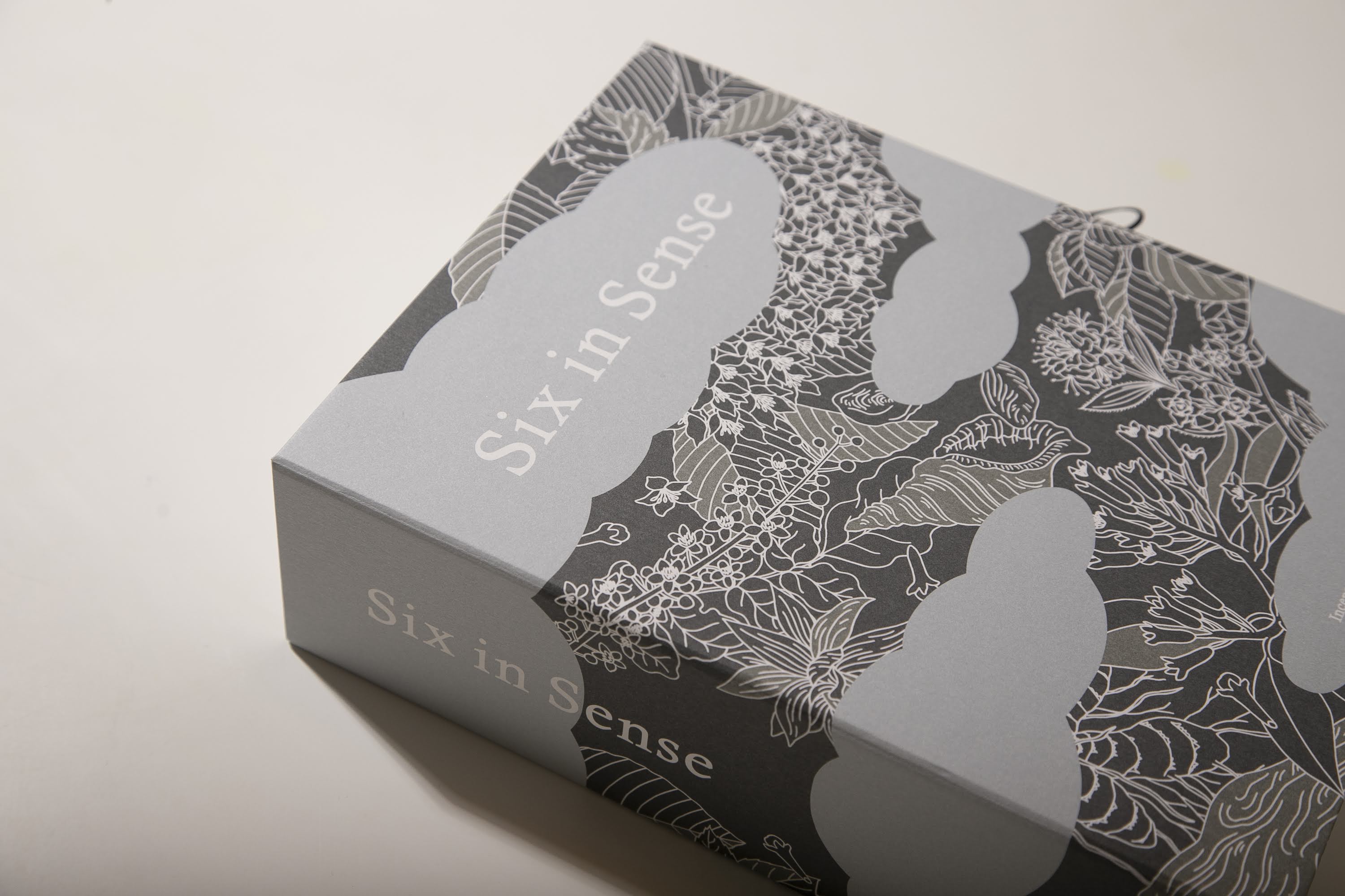 【千年の日本の香り】Six in Sense|Anniversary Box|コーン型 120個入り 天然 ハンドメイド